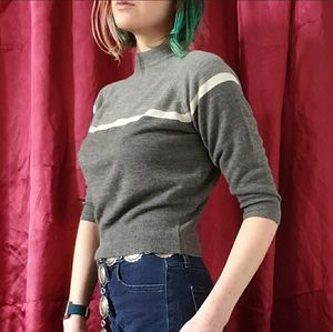 Vintage Grey Striped Mock-Turtleneck